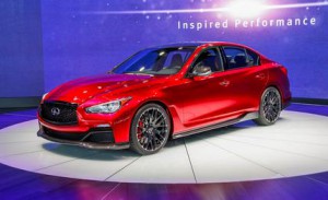 infiniti-q50-eau-rouge-photos