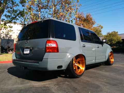ford-expedition-sema