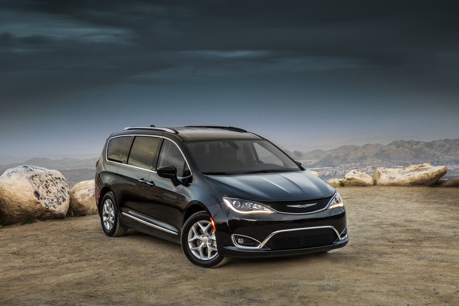 Chrysler Pacifica 2017, nouvelle vague de véhicule familial ALBI le Géant