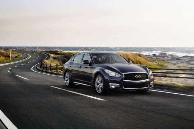 Infiniti Q70L