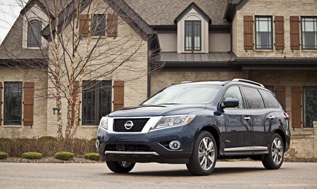 Nissan Pathfinder 2014 hybride