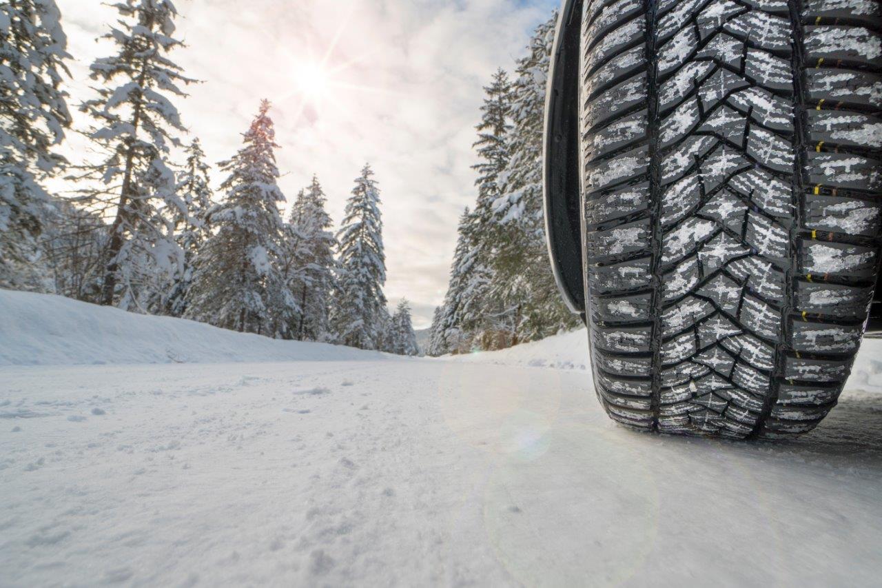 Comment connaître le prix des pneus hiver en suède
