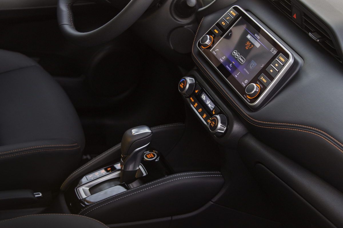 Nissan kicks салон